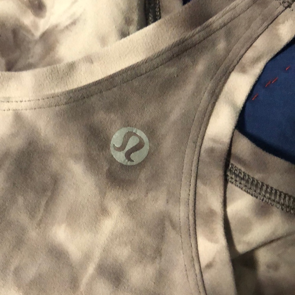 lulu tank top, very comfortable